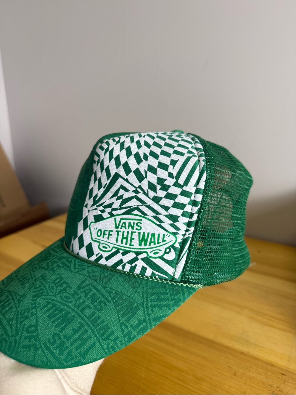Vintage Y2K Vans Off the Wall Green White Foam Snapback‎ Hat Streetwear OSFA - Picture 2 of 5
